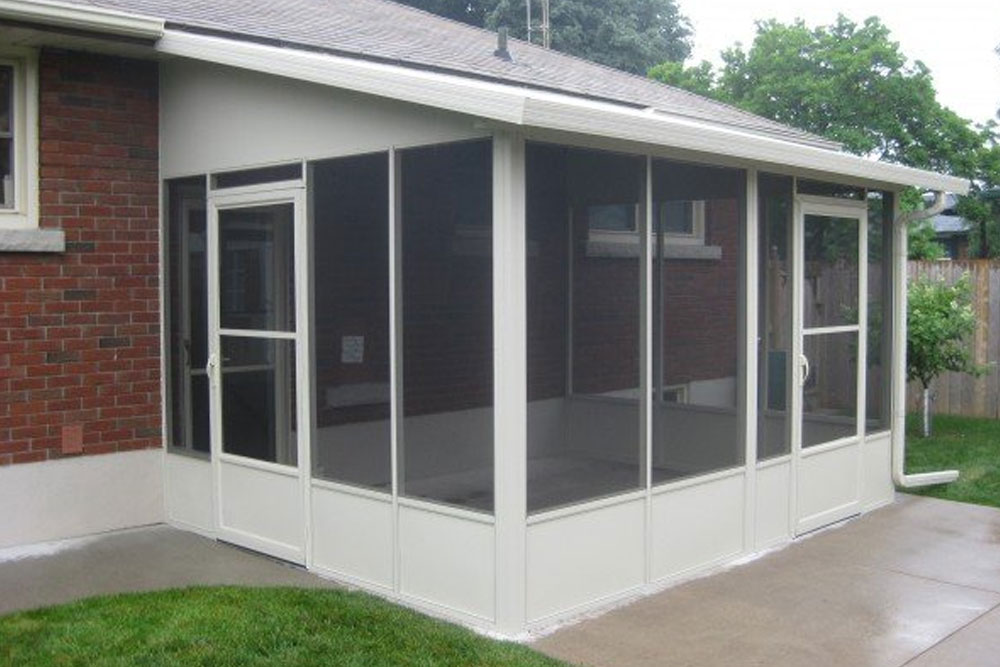 Screen Rooms